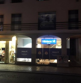 Reclamo em Aço Inox e iluminação de leds
